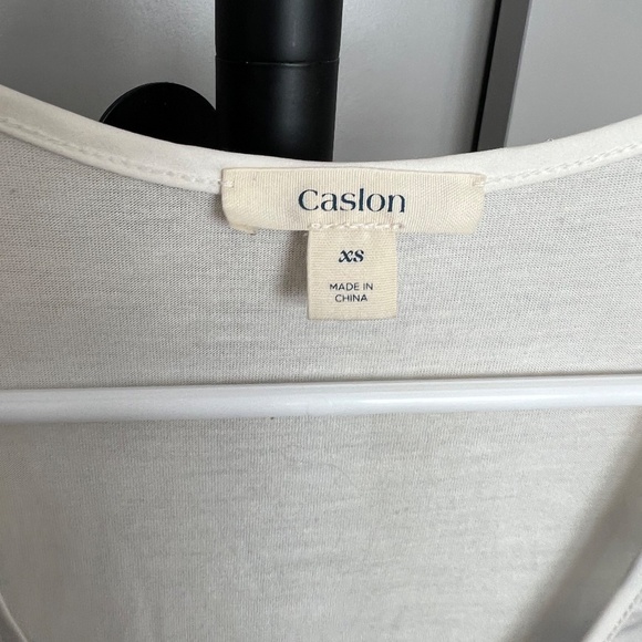 Caslon Ivory Sleeveless Shirt - Size XS - Picture 3 of 3